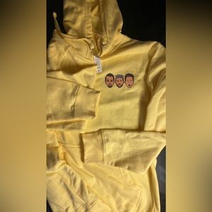 It’s always sunny podcast cut that sweatshirt